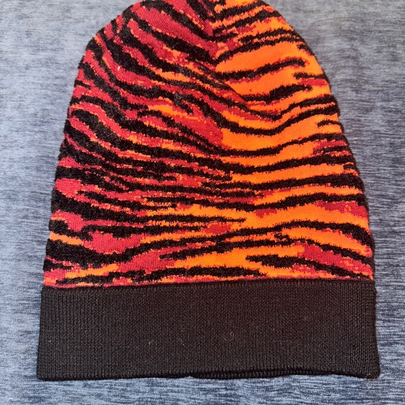 🧡 KENZO x H&M Tiger Stripe Knit Beanie – One Size – Matching Gloves Available - Picture 1 of 5